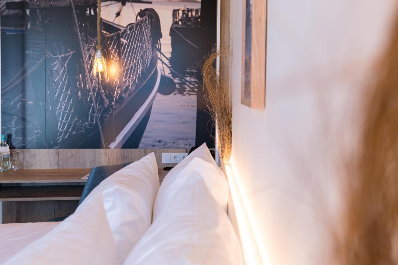 Hafenhotel Zu Putbus Ngoại thất bức ảnh