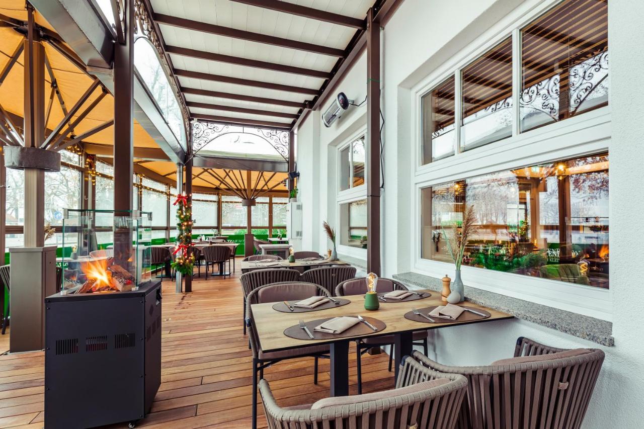 Hafenhotel Zu Putbus Ngoại thất bức ảnh