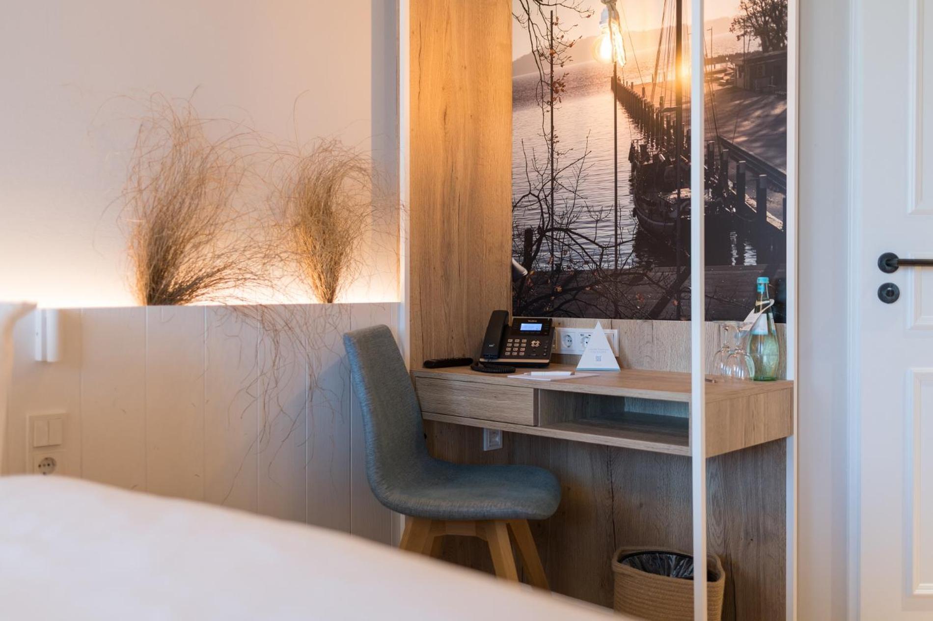 Hafenhotel Zu Putbus Ngoại thất bức ảnh